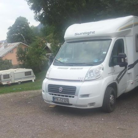 Camping Aviator, Numai Teren, Campare Pentru Rulote Autorulote Personale, Campingul Nu Are Rulote !!! Busteni Ngoại thất bức ảnh