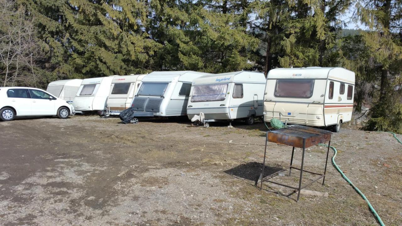 Camping Aviator, Numai Teren, Campare Pentru Rulote Autorulote Personale, Campingul Nu Are Rulote !!! Busteni Ngoại thất bức ảnh