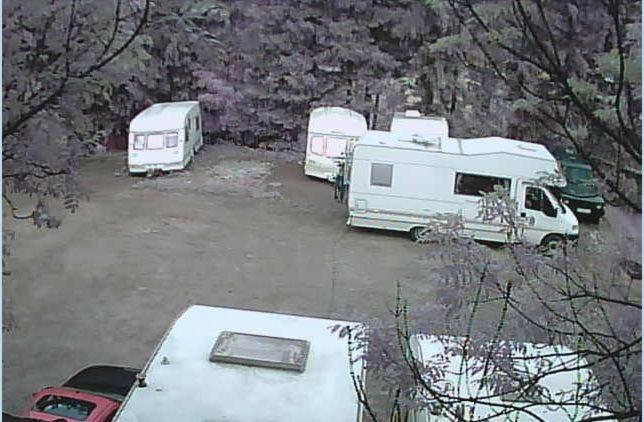 Camping Aviator, Numai Teren, Campare Pentru Rulote Autorulote Personale, Campingul Nu Are Rulote !!! Busteni Ngoại thất bức ảnh